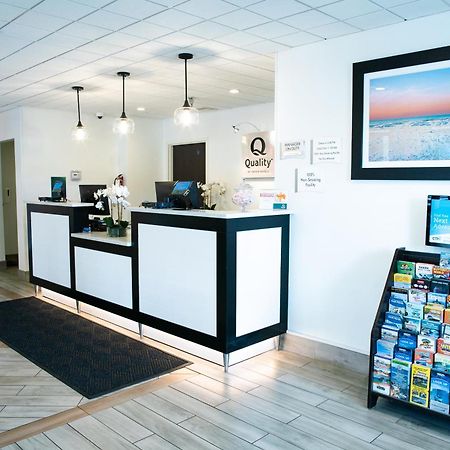 Quality Inn Palm Beach International Airport Вест-Палм-Біч Екстер'єр фото